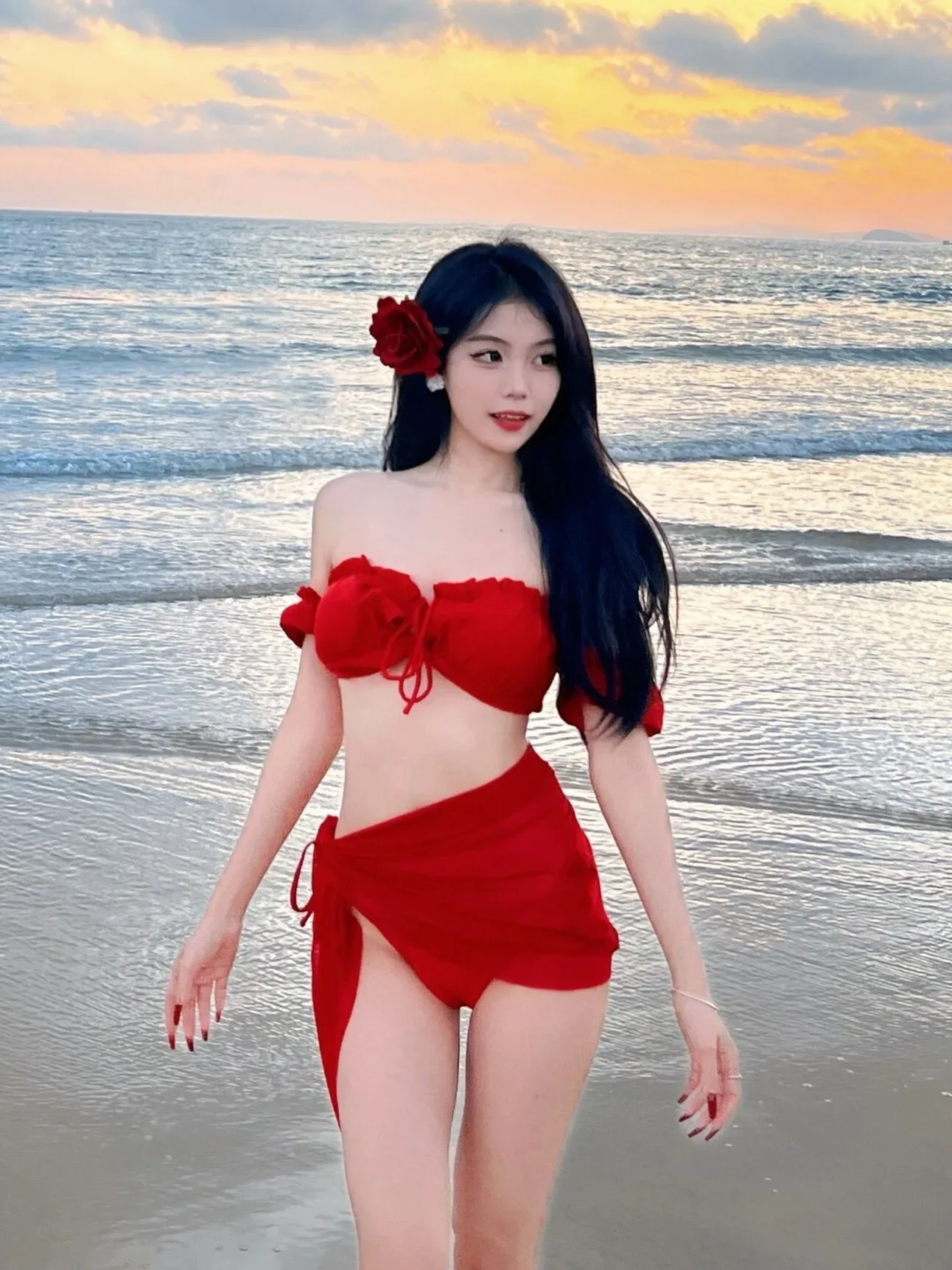 Strój kąpielowy damski 2025, seksowne bikini, seksowny styl europejski i amerykański, retro czerwony dwuczęściowy strój kąpielowy damski z wkładkami w biuście, czysta pokusa.