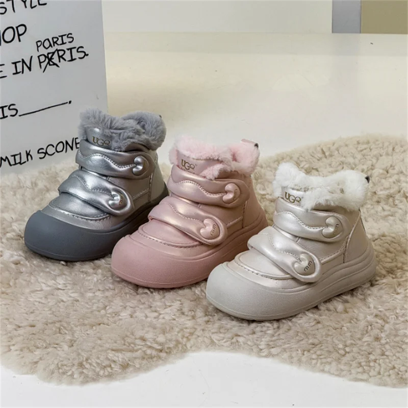 

2025 зимние детские зимние сапоги, кожаные теплые детские туфли на двойном липучке, 2024, нескользящие модные ботинки для девочек, размеры 26-37 г.