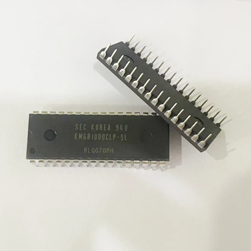 

1PCS KM681000CLP-5L New original memory chip DIP32 integrated circuit price discount