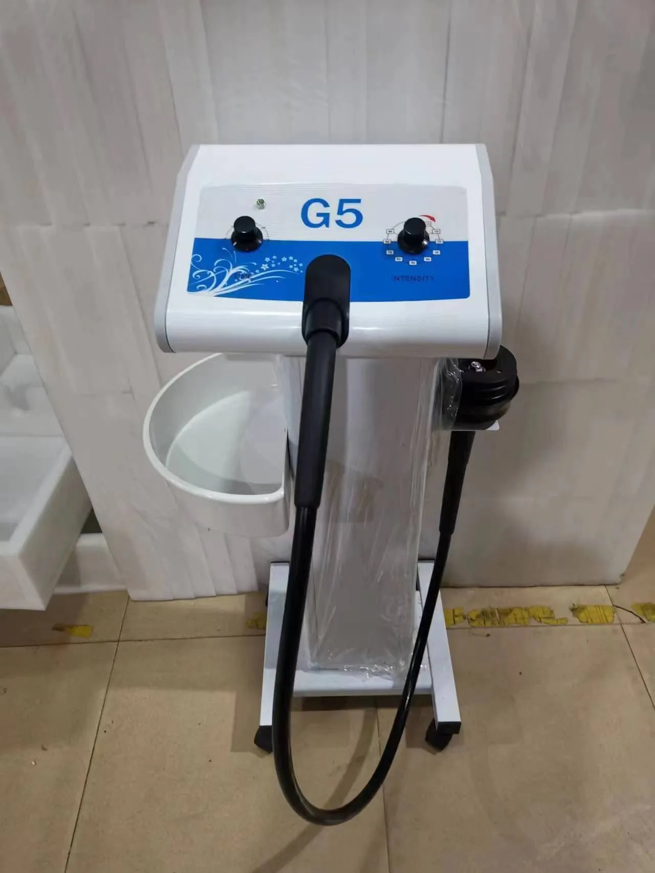 แนวตั้ง G5 เครื่องสั่นสะเทือนการสั่นสะเทือนนวดตัวการสั่นสะเทือนอุปกรณ์พยาบาล