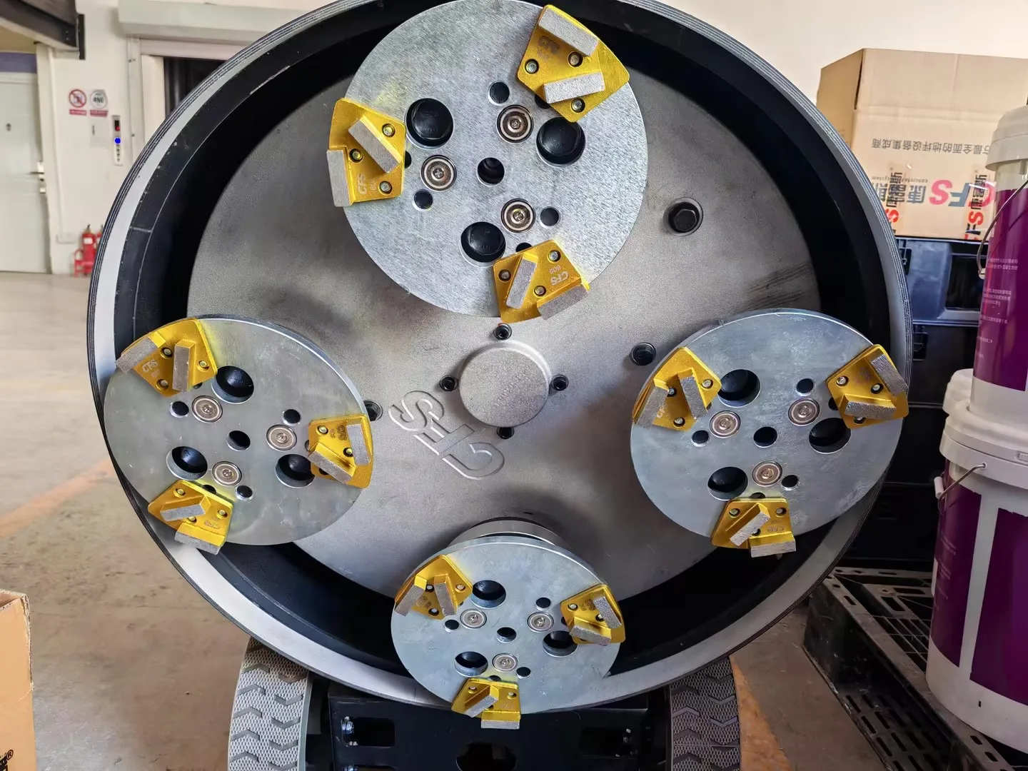 Рисунок 2 - 240 В 50 60 Гц 27 дюймов бетонная