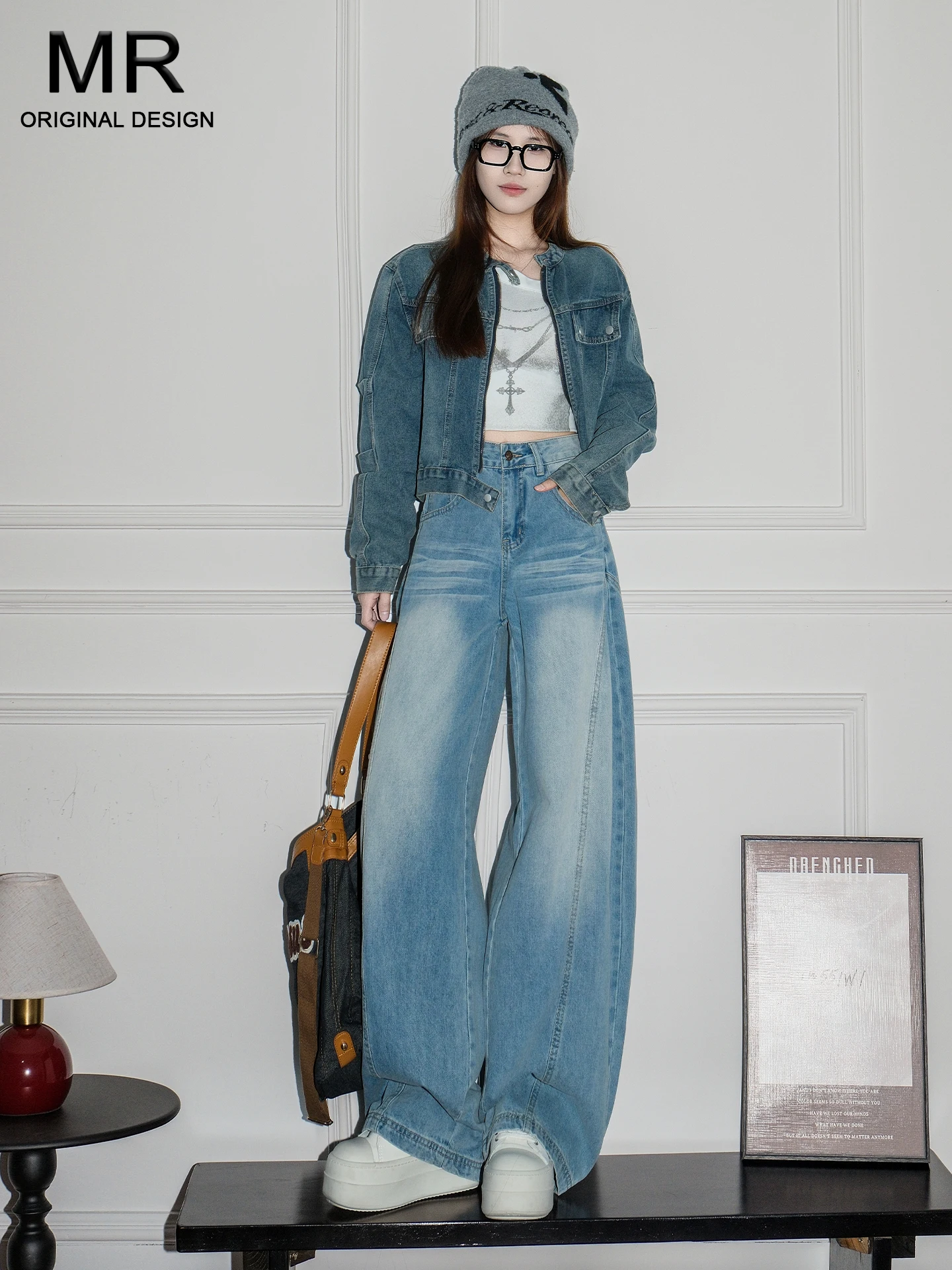 

Светлые джинсы с высокой талией свободного кроя для женщин, лето 2026, новый стиль, американский стиль, утягивающие широкие брюки, повседневные, весна