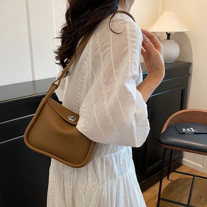 

Высококачественные женские сумки из прочной кожи в стиле Парижа и элитный повседневный вид ​