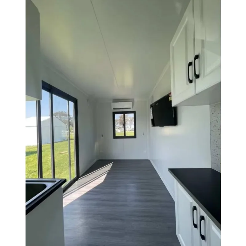Waterproof Inclined Roof Prefabricated 20ft 40ft Folding Expandable Container House 2 3 4 Bedrooms Terrace Prefab Tiny Home