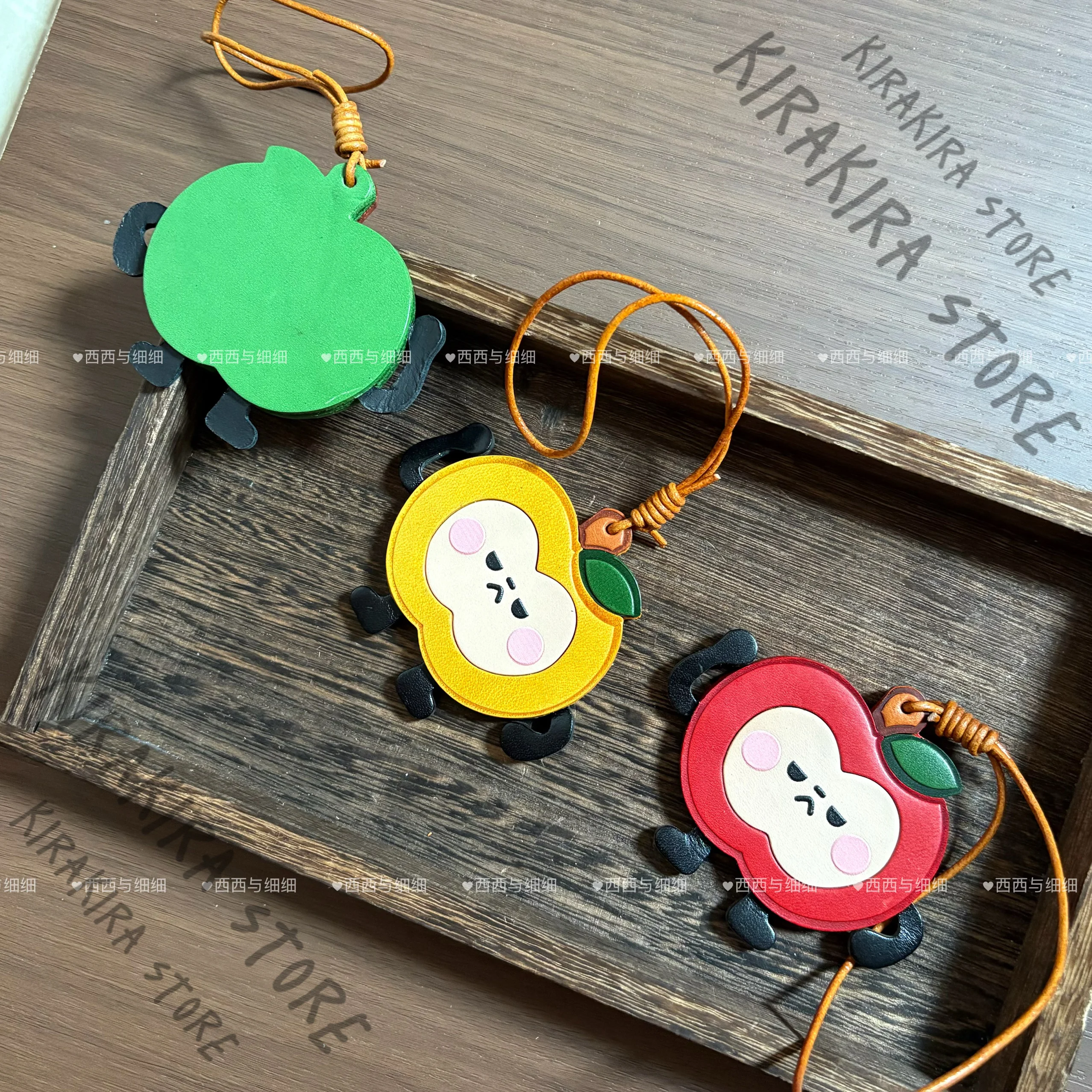 

Caleb loveliness Love and Deepspace full grain cow leather Pendant Bag Ornament Keyring Schoolbag Aircraft Hangers Hanging