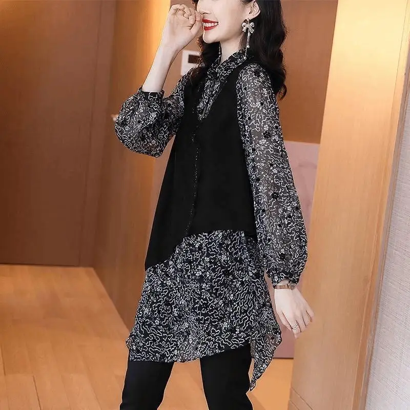 

Shirt vest two-piece blouse female 2023 autumn loose design fashion print irregular long sleeve turn down collar blouse shirt