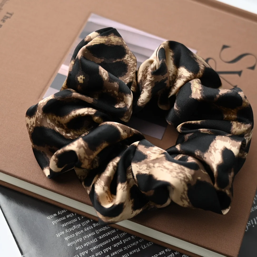 

Fashion Headwear Leopard Hair Accessories for Girls and Women Slippy Scrunchies Elastic Hair Bands Pony Hair