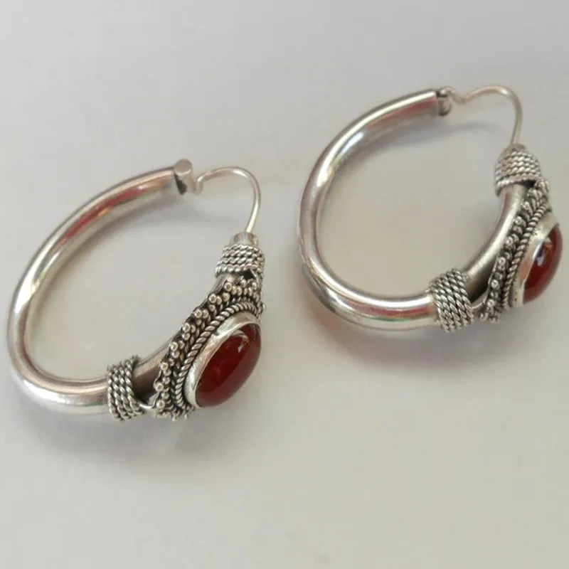 Ethnic red stone Curiosity hoop earrings Vintage jewelry carved pattern earrings earrings worn by women at banquets