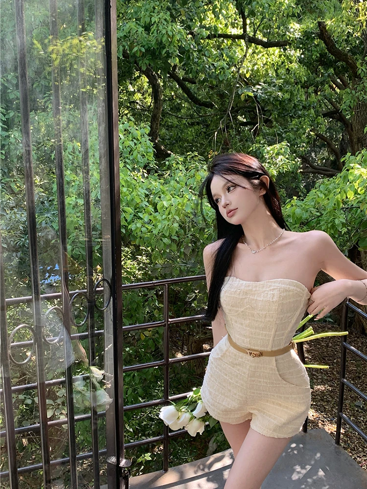 Body z dekoltem w serek, damskie gorsety, gorsety pod biust, gorsety nad biust, seksowne modelatory talii, gorsety z fiszbinami, gorsety w stylu wiktoriańskim, vintage, gotyckie, steampunkowe, w stylu OL