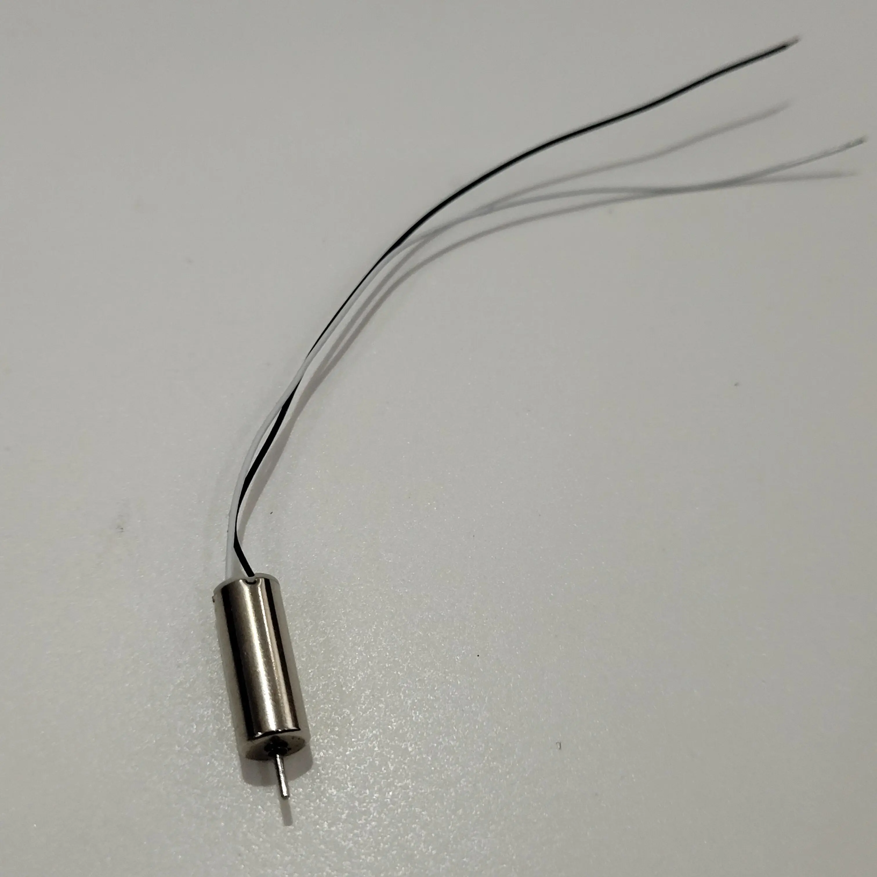 Двигатель SYMA X15A с черно-белой проволокой, запасная часть двигателя для радиоуправляемого дрона, квадрокоптера, аксессуар для двигателя X15A