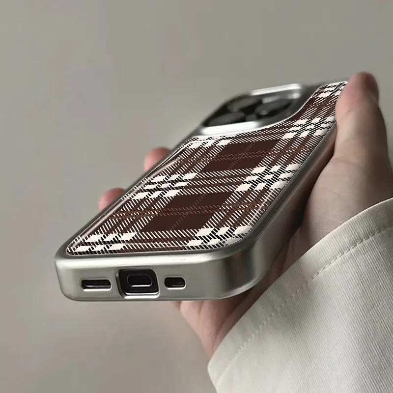 メイラード風チェック柄iPhone11/12/13/14/15/16/17 Pro Max AIR PLUS用エポキシ樹脂製TPU耐衝撃スマホケース