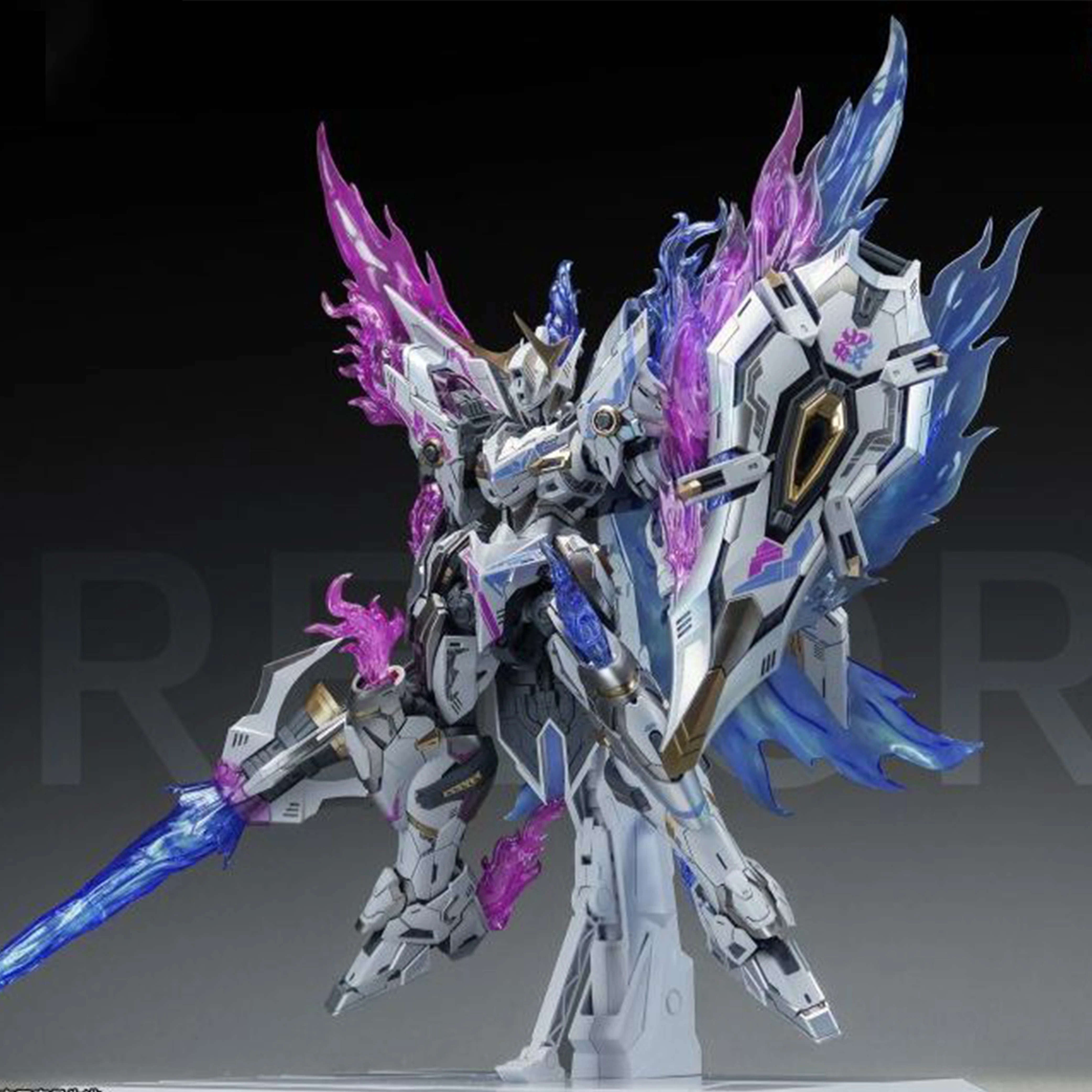 

1/100 Snaa Yr04-Firelord Figures Huanyan Soul Yan Emperor Action Figurine Standing Model Kit Movable Plastic Statue Toys Gifts