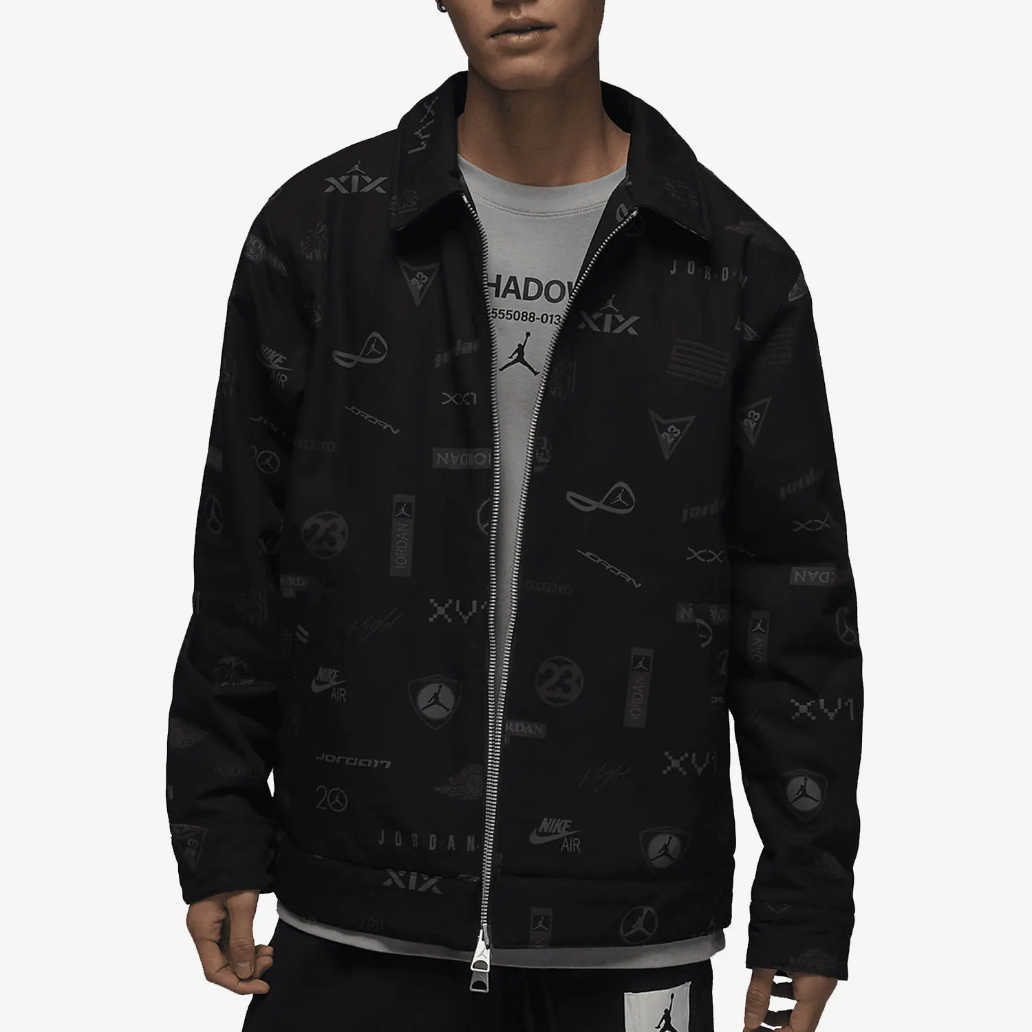 

Мужская спортивная и повседневная куртка Nike Authentic Air Jordan DV7564-010