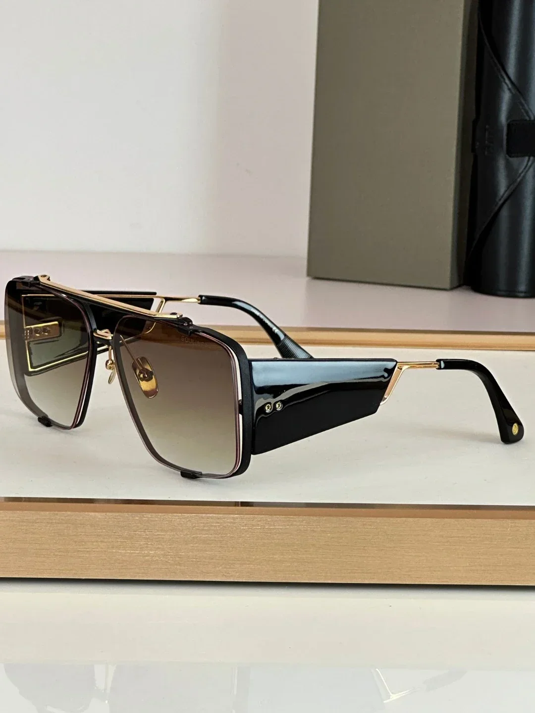 

SOULINER-TWO Size 56-18 Top High Quality Sunglasses For Men Titanium Style Fashion Design Sunglasses For Womens With Box