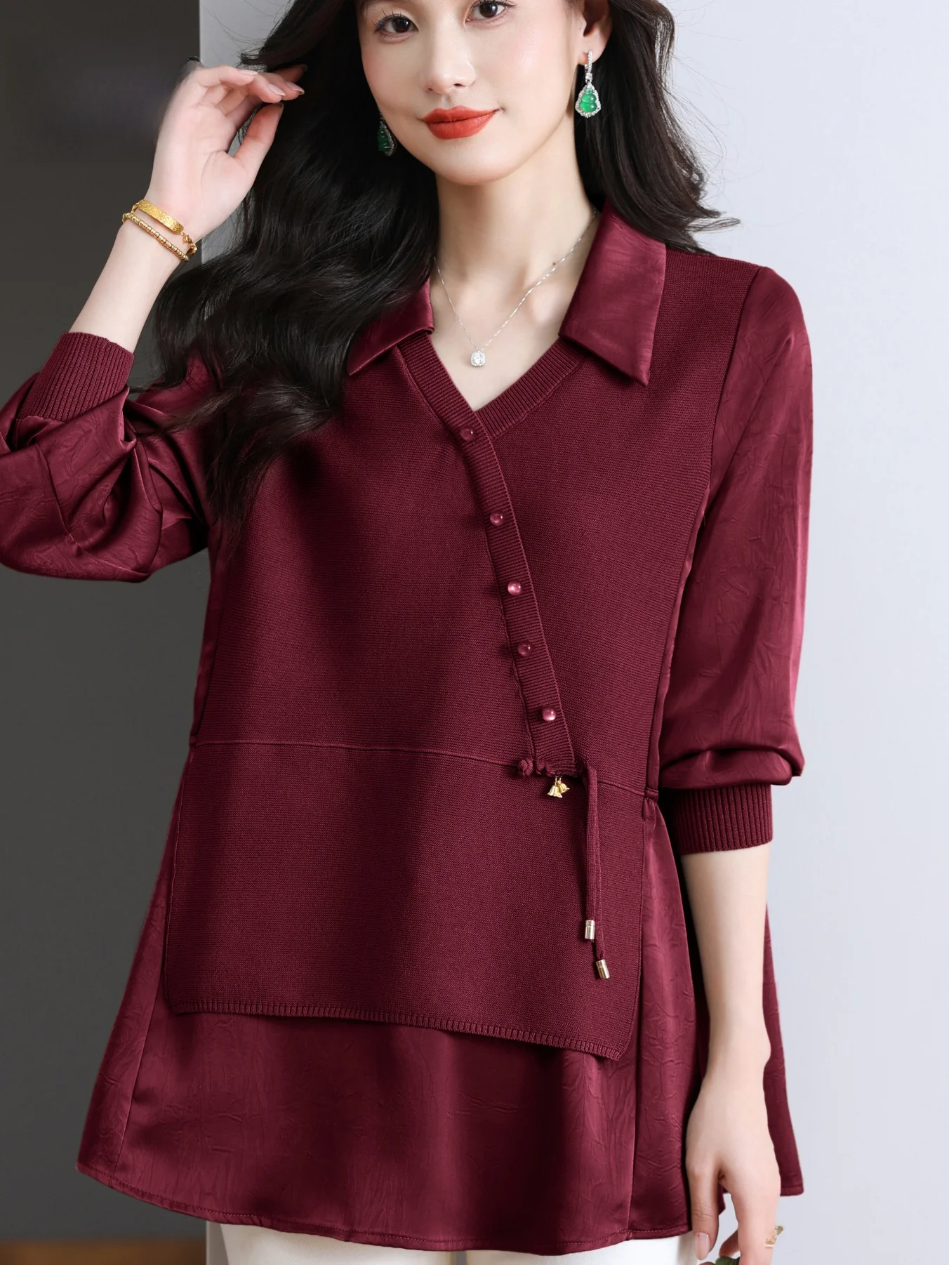 

Весенне-осенний женский трикотажный топ-миди свободного кроя из шифона с лоскутным узором для женщин среднего возраста, модный базовый слой