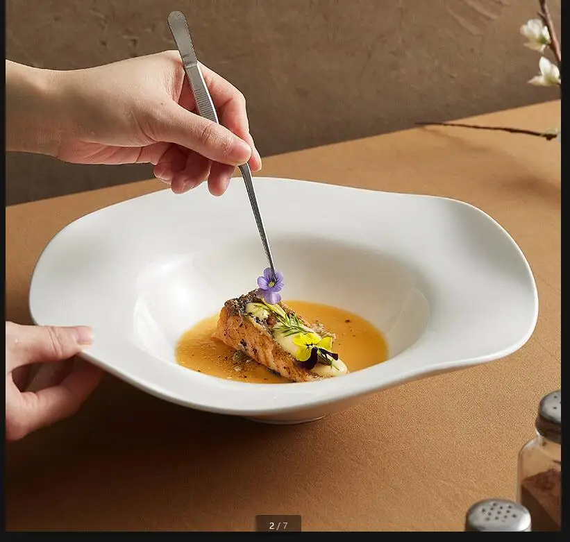 

Straw Hat Ceramic Plate Soup Bowl Dinner Plates Irregular Salad Dessert Bowls Western Food Serving Fruit Dish