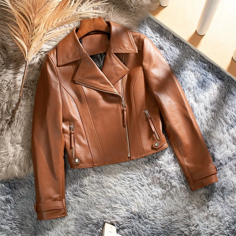 2025, neue braune Echtlederjacke für Damen, modisch, koreanisch, schmale Passform, weiblich, importiert, A-Level, Schaffell, kurze Bikerjacke, Tops