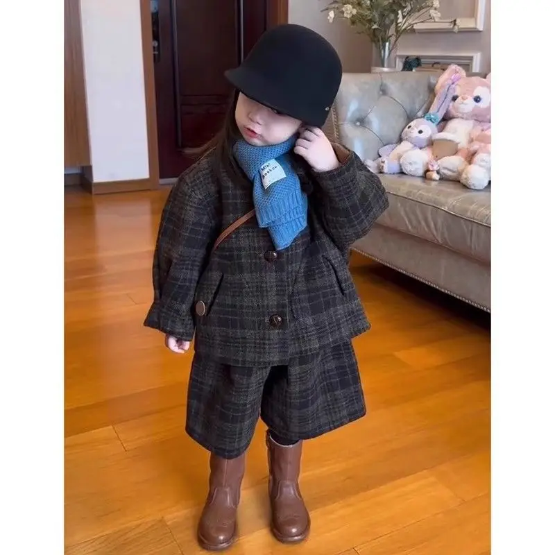 Girls' Fashion Set Autumn/Winter New Children's Baby Retro Woolen Plaid Coat Pants British Style Two Piece Set
