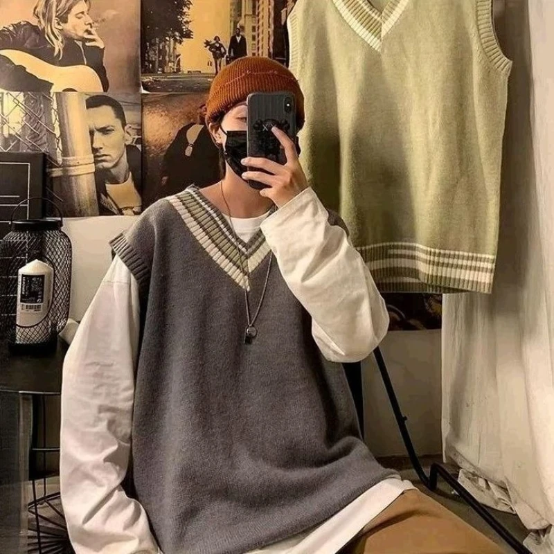 

Preppy Style Men's V-Neck Sleeveless Knit Vest Loose Casual Color-Blocked Lightweight Spring Autumn Warm Outer Layer