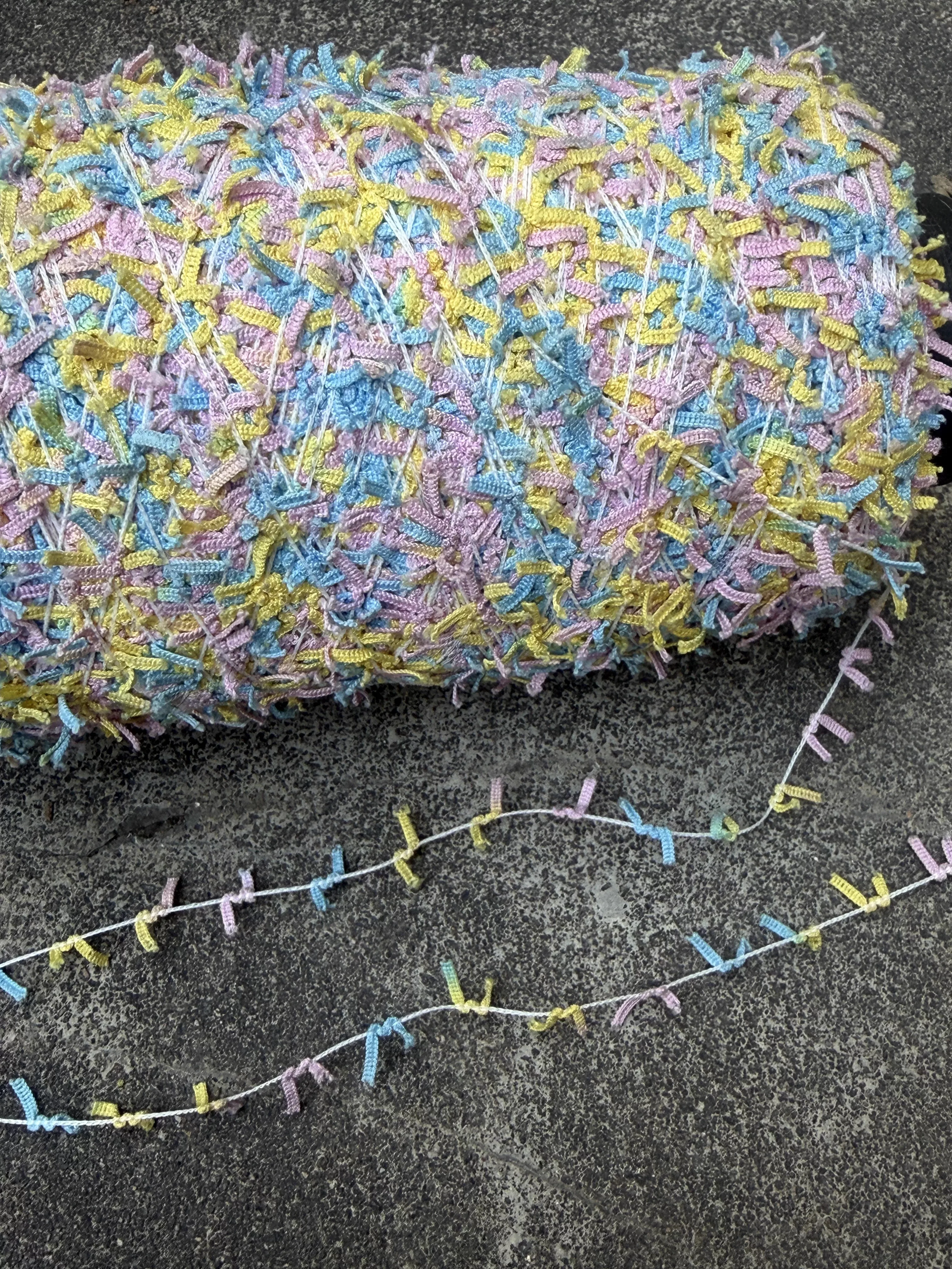 

500g Flat ribbon butterfly yarn Hand-Knitted Yarn For Knitting Sweaters Hats Scarves bag