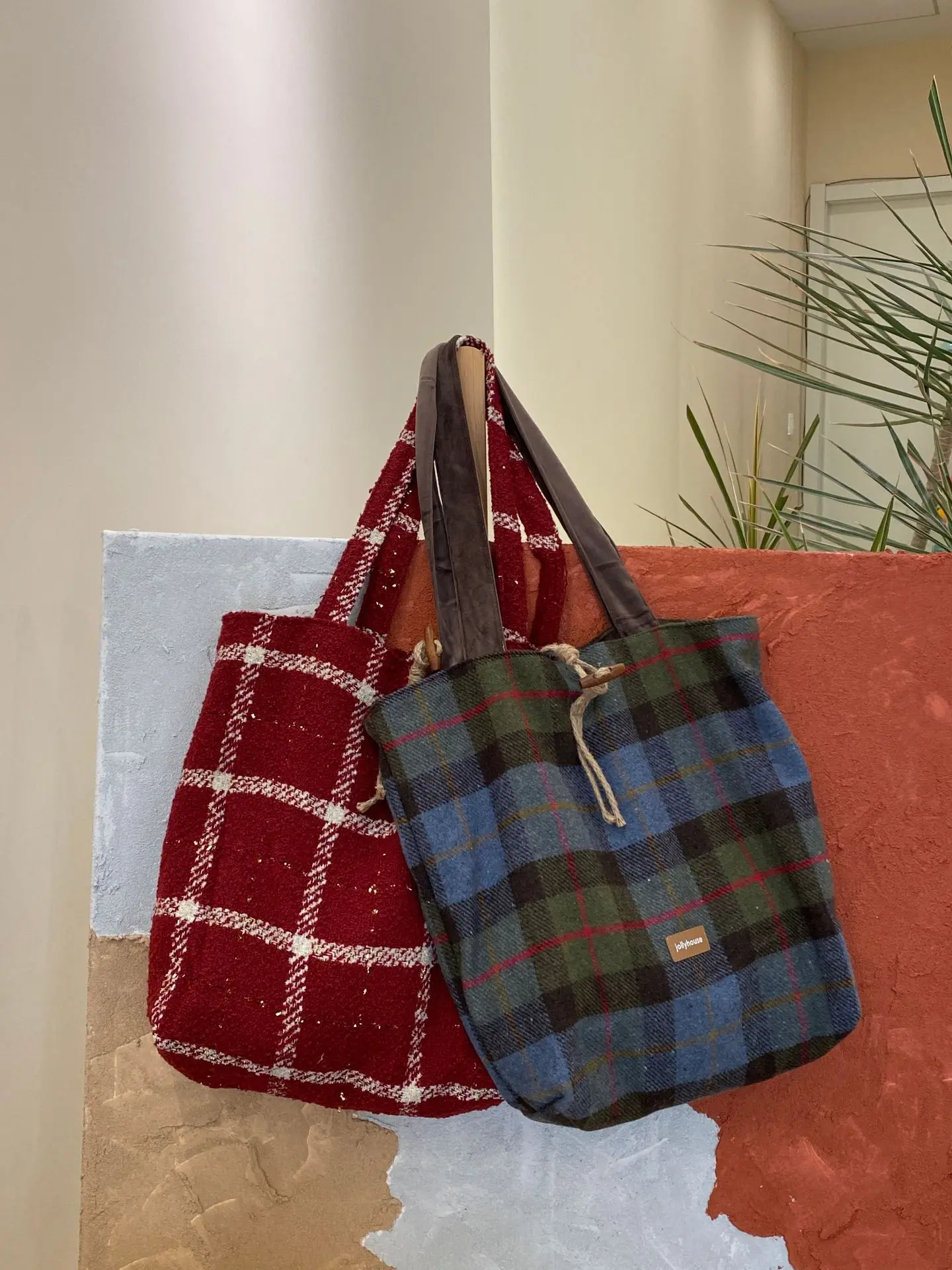 Vintage Plaid Ladies Christmas Shoulder Bags Large Capacity Female Red Tote Handbags Simple Retro Women\'s Woolen Underarm Bag