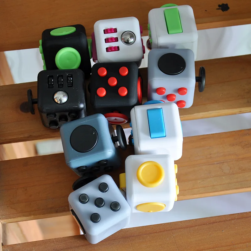 Adults and Children Relieve Anxiety Finger Toys Decompression Craps Irritation Decompression Magic Cube Artifacts Toys