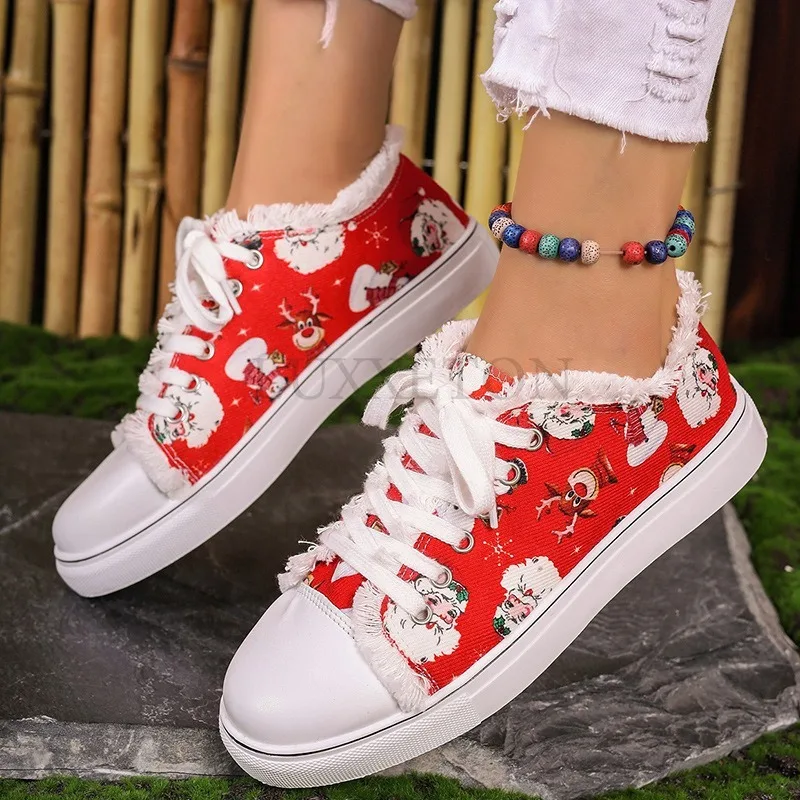 Christmas Elk Printed Canvas Shoes with Cotton for Warmth Comfort Breathability Fashion and Versatile Casual Board Shoes