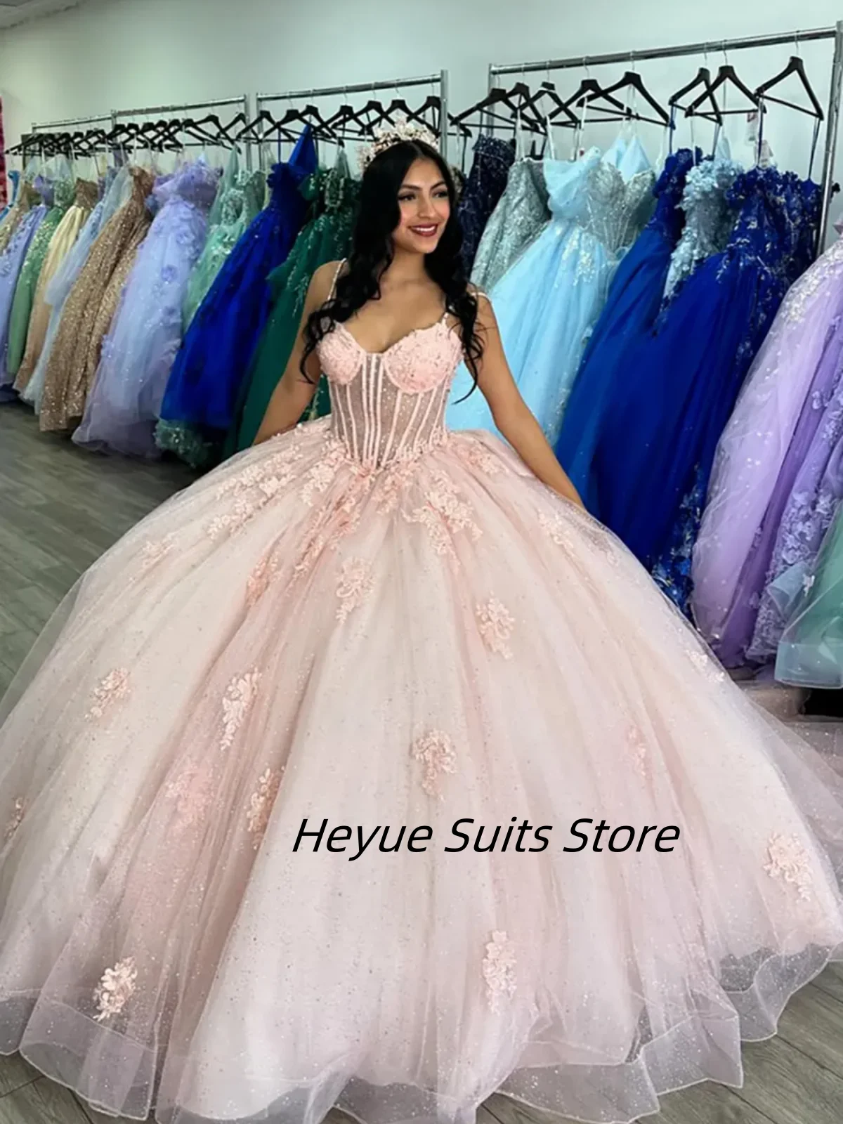 

Роскошное нежное платье принцессы Quinceanera по индивидуальному заказу, розовое платье принцессы на бретельках, тюлевое платье с аппликацией и бантом, Vestido De15 Anos