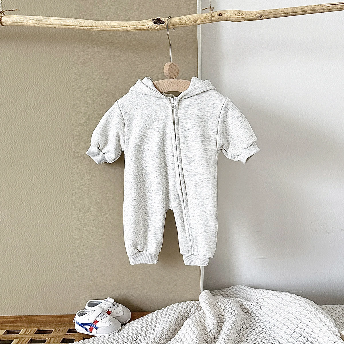 Fall Baby Boy Clothes Newborn Baby Boys Cotton Romper Stitching Long Sleeve Hooded Jumpsuit Girls Bodysuit 0-18M Clothing Autumn