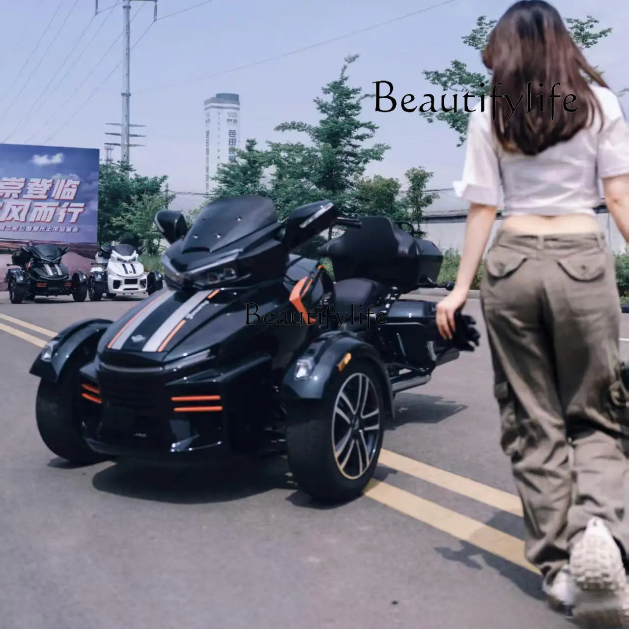 Inverted three-wheel 400 motorcycle, with reverse gear, belt drive can be licensed