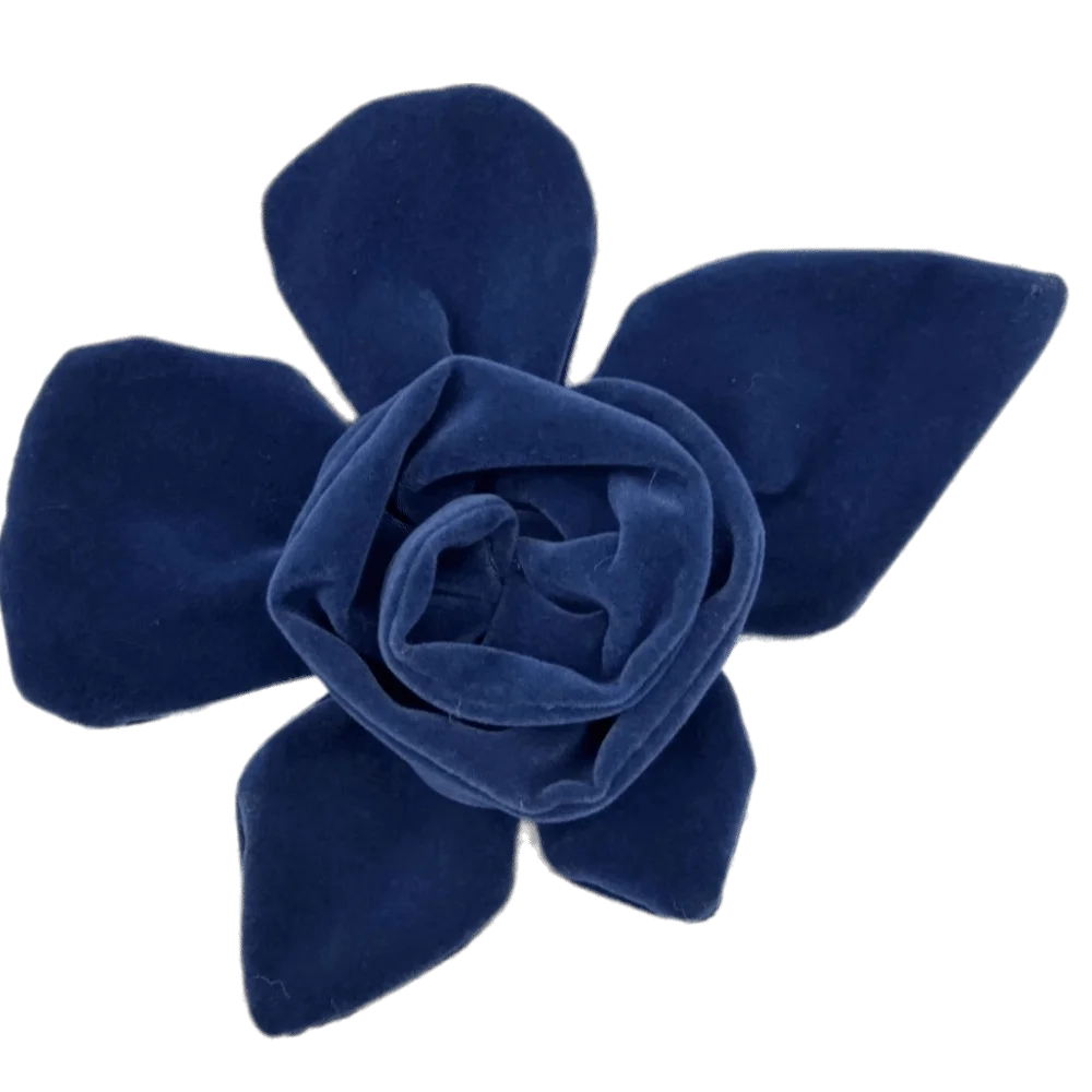 Gentle Temperament Velvet Fabric Flower Brooches Handmade Soft Cloth Art Corsage Lapel Pins Women's Jewelry Accessories