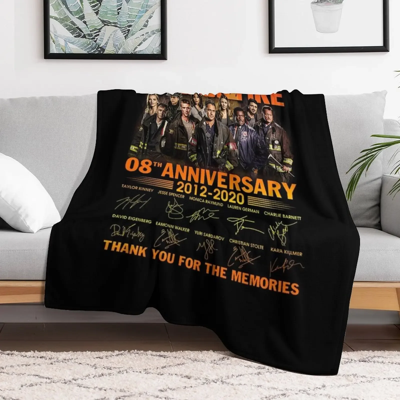 CHICAGO -FIRE 8TH ANNIVERSARY 2012 2020 THANK YOU FOR THE MEMORIES Throw Blanket Large Tourist Warm Shaggy Blankets