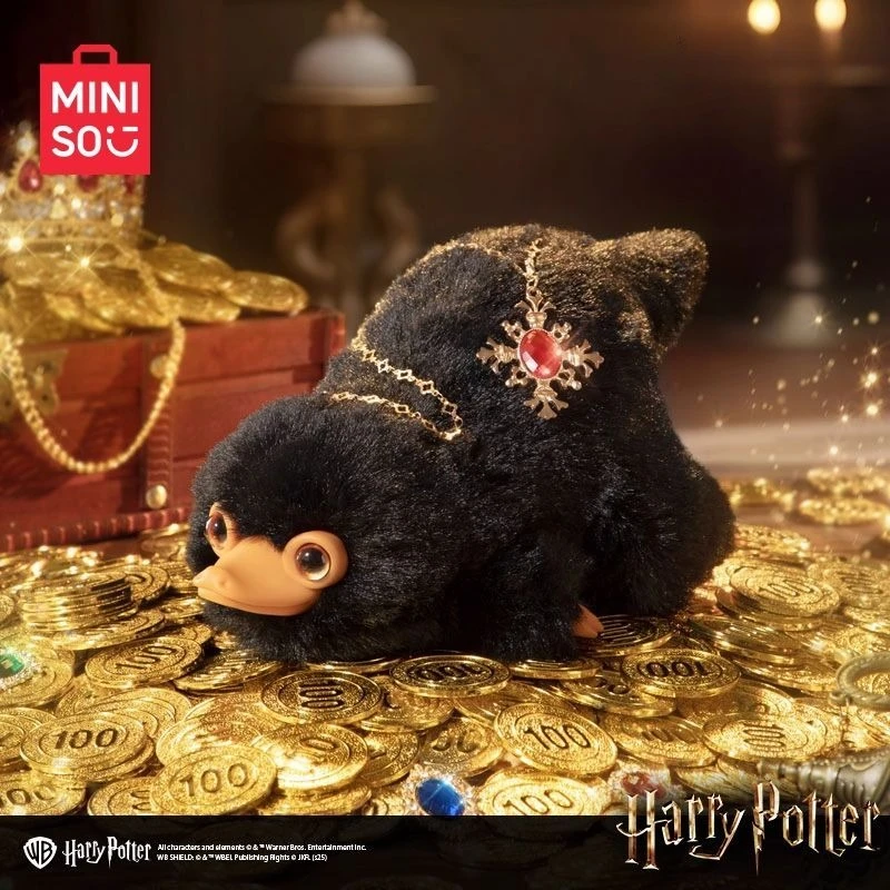 

MINISO Warner Bros Harry Potter Fantastic Beasts 15cm Blind Box Plush Doll Niffler Hedwig Collectible Gift 2025 New