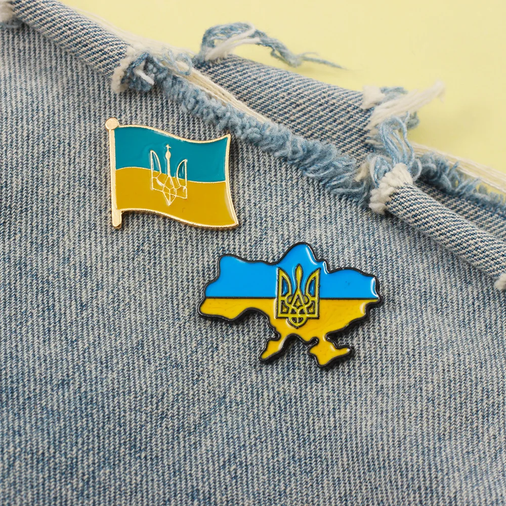 Ukrainian flag brooch Map shape Metal badge Accessory pins wholesale Gift to friends