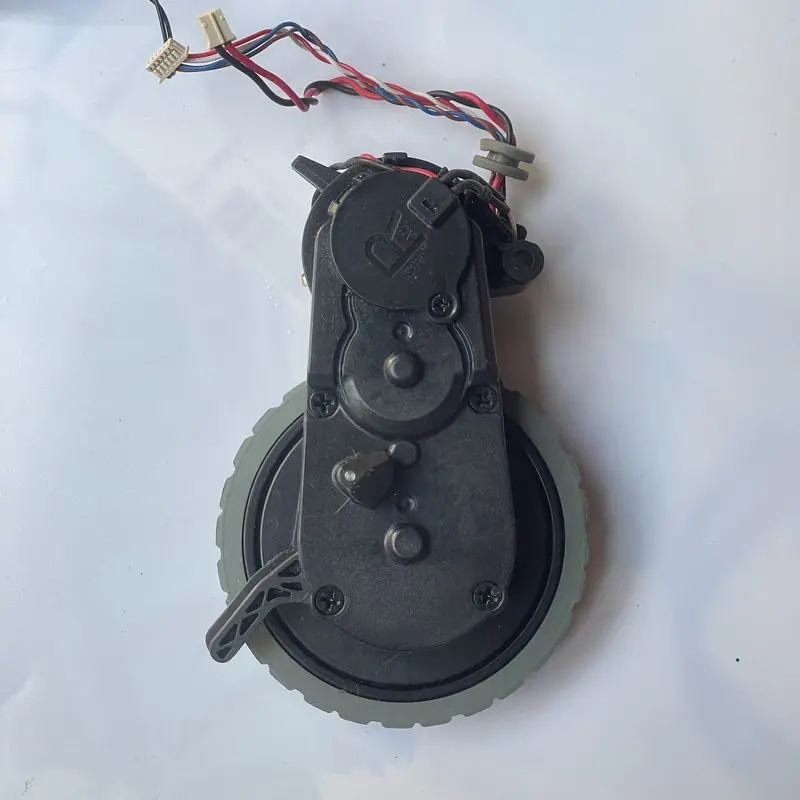 Pull‑Off Left Right Travel Wheel Assembly For ECOVACS DD35 DD36 DD37 DJ35 DN55 DN33 DN36 DN520 Solve Stuck Walking Fault Robot