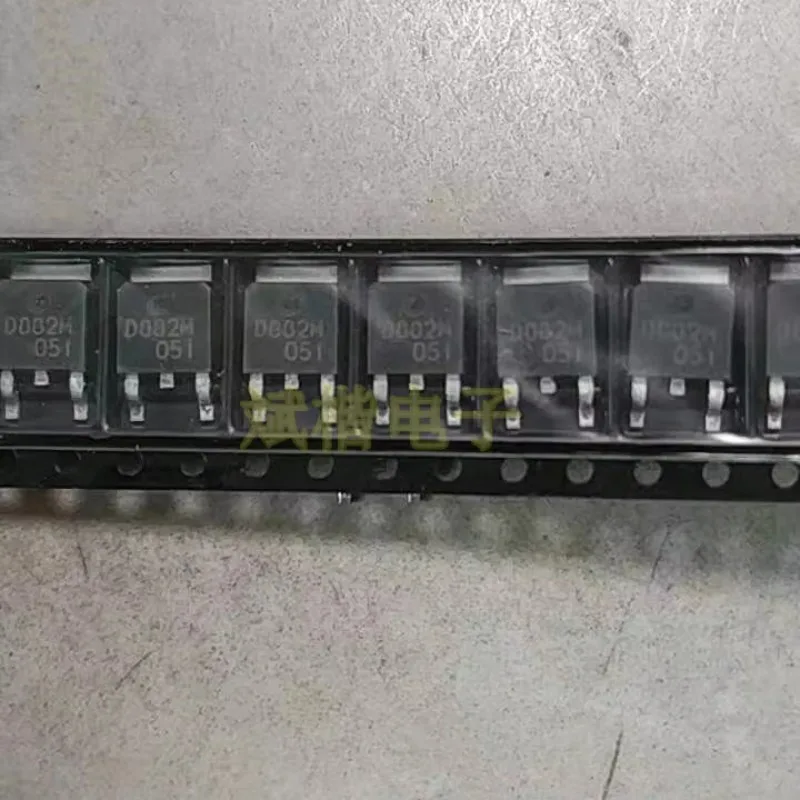 10PCS/LOT  D882M 2SD882M NPN 3A 40V HFE100-200 TO-252