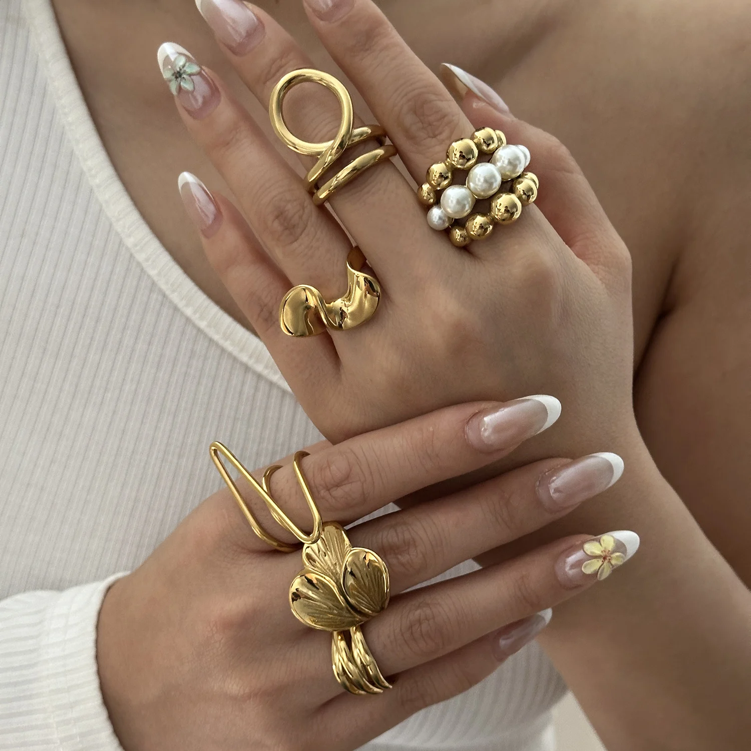 Stainless Steel Irregular Wave Rings For Women Creative Gold Color Petal Twist Cross Finger Ring Punk Hip Hop Party Jewelry Gift