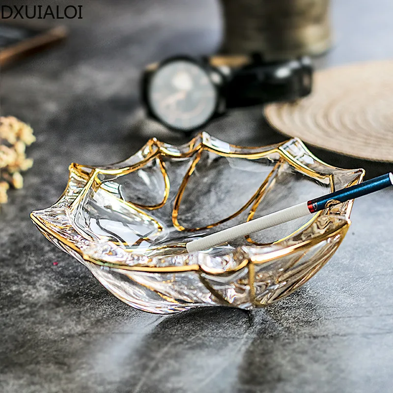 Creative Personality Handmade Phnom Penh Crystal Glass Cigarette Dish Ashtray European Living Room Office Ashtray Home Decor