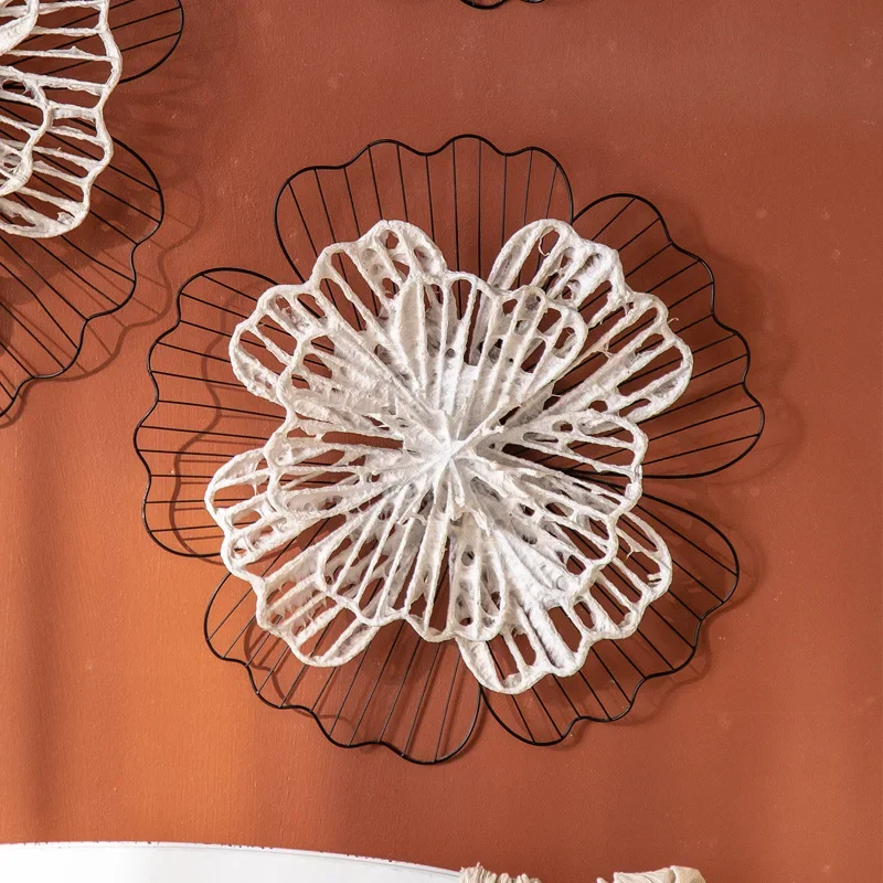 White flower wall decoration wall decoration, porch carved small pendant, pastoral wrought iron hollow hotel wall decoration