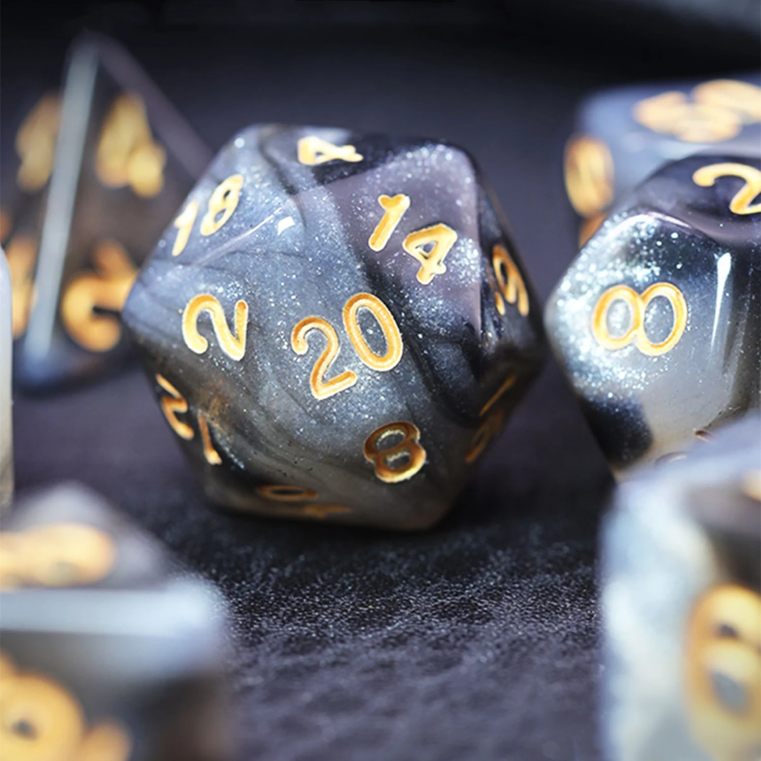 Juego de dados en blanco y negro D4 D6 D8 D10 D % D12 D20, juego de dados de mesa DND RPG, 7 unidades