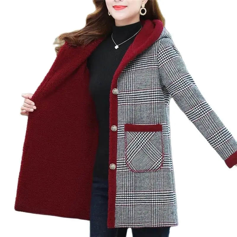 

Middle Aged Autumn Winter Cotton Coat Women's Outerwear Add Velvet Add Thick Hooded Lattice Imitation Lamb Fleece Ladies Jacket