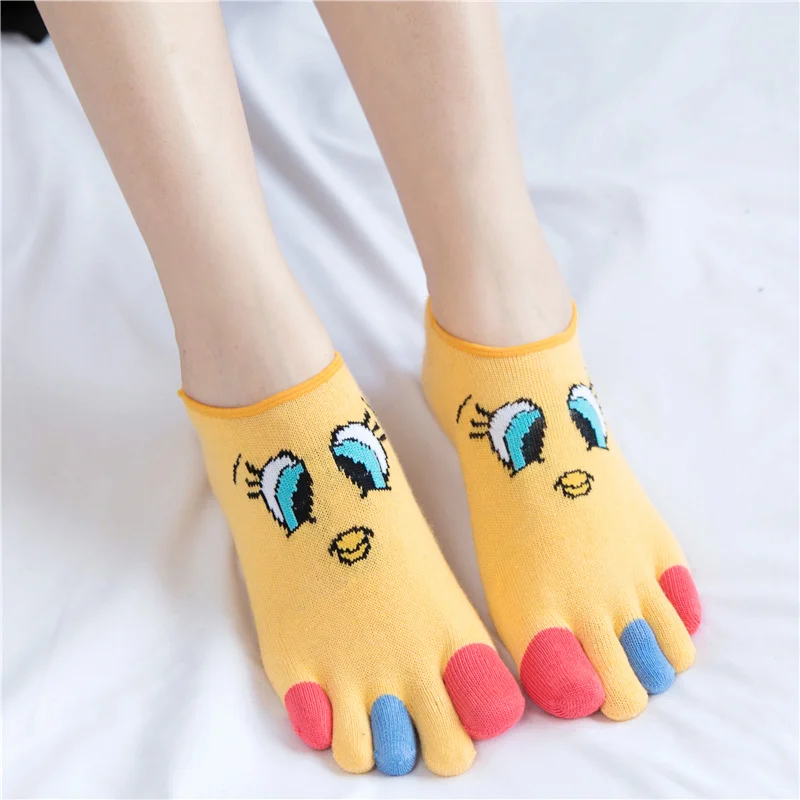 4 Pairs Women Five Finger Socks Cotton Cartoon Invisible Lovely Boat Socks Split Toe