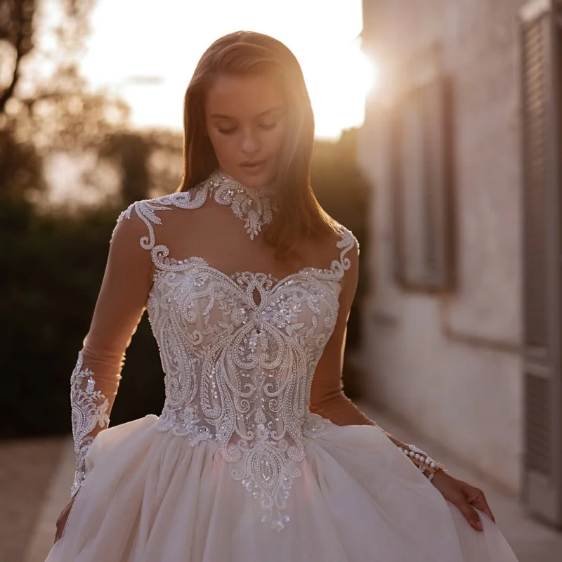 SatinWhite Wedding Dresses Glitter Decal Skirt Long Tail A-line Skirt Layered Made Wedding Dress Bridal Gown Customize