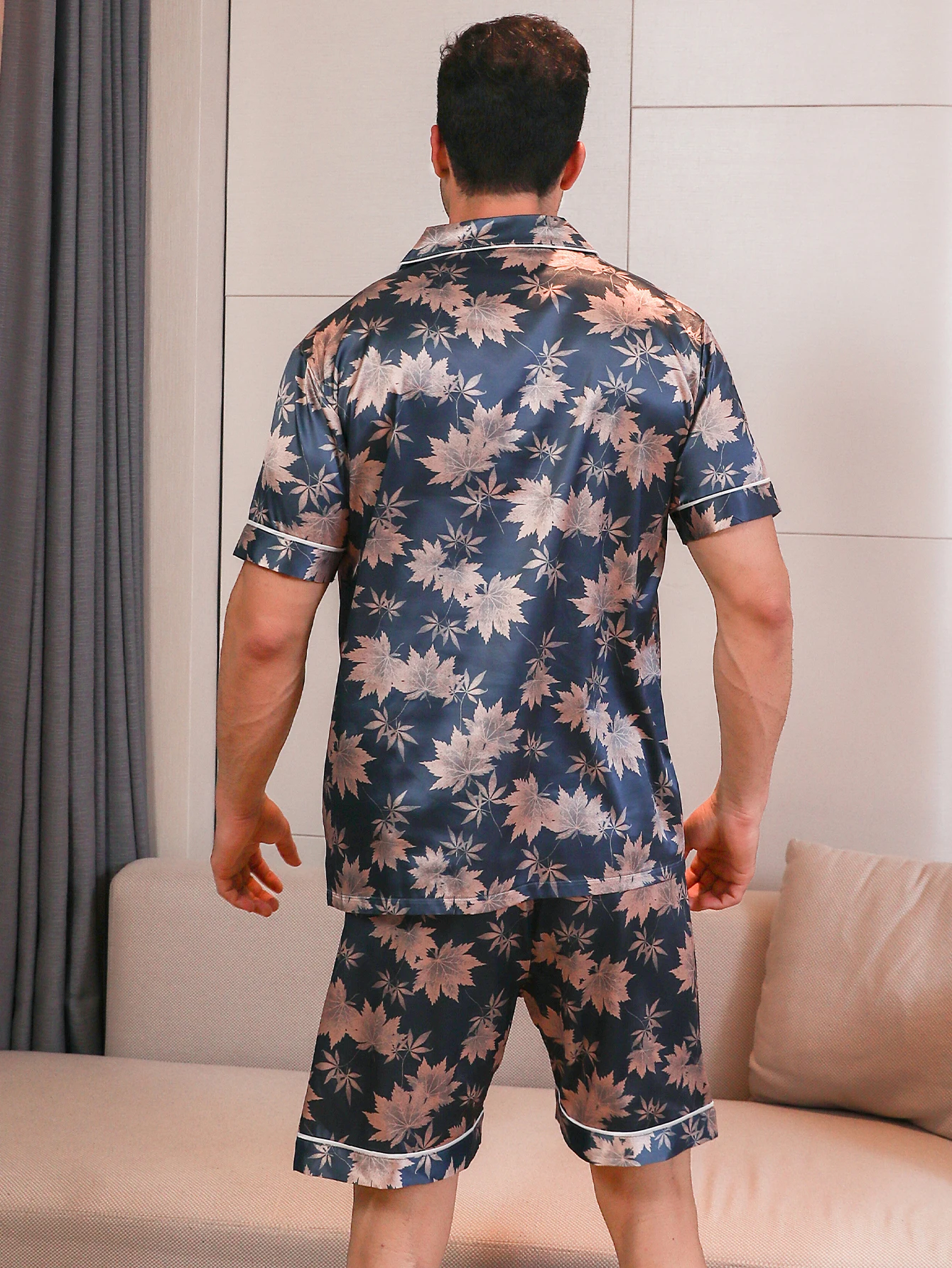 Two piece sets for men's pajamas summer short sleeved shorts maple leaf pattern printed home clothes sleepwear set