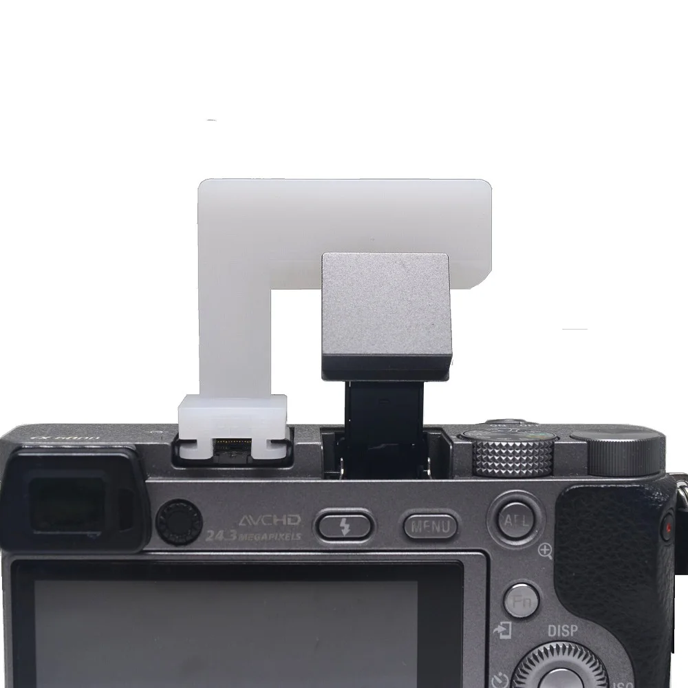 Mcoplus 4-farbige 4-in-1-Kamera-Blitz-Diffusor-Abdeckung für SONY A6500 A6400 A6300 A6100 A6000 NEX6 NEX7 DSLR-Blitz-Bounce-Diffusor