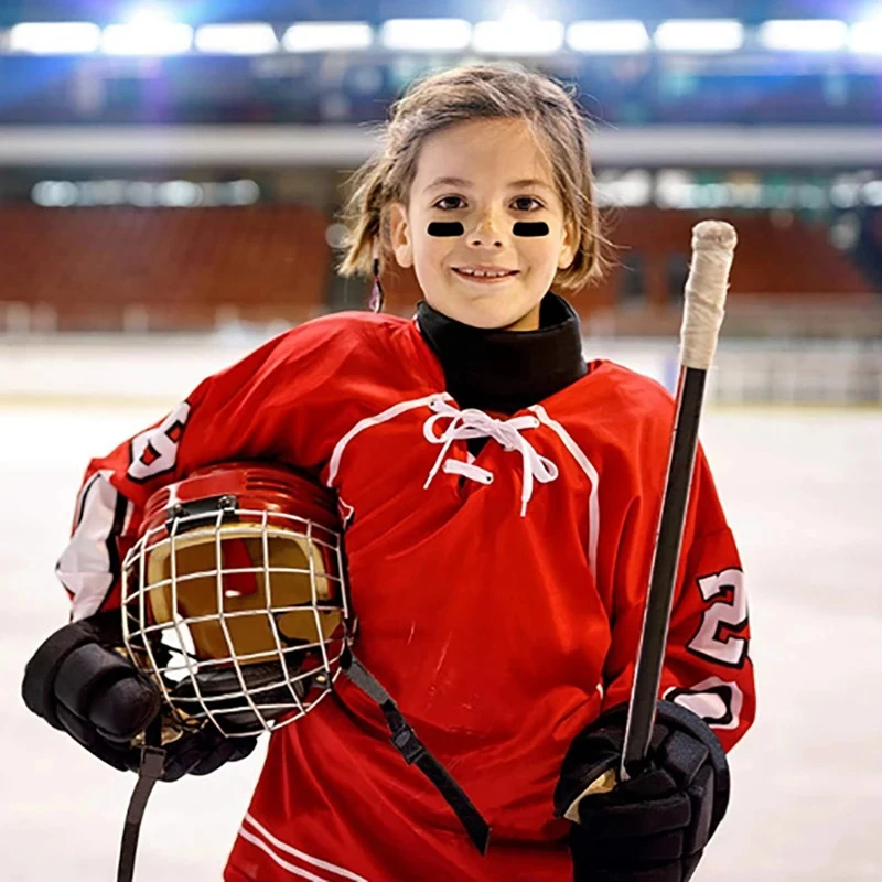 Adesivi neri per occhi da baseball 100 pezzi Strisce da calcio traspiranti sotto gli occhi Adesivi per occhi sportivi per ragazze Ragazzi Adulti Bambini Sport