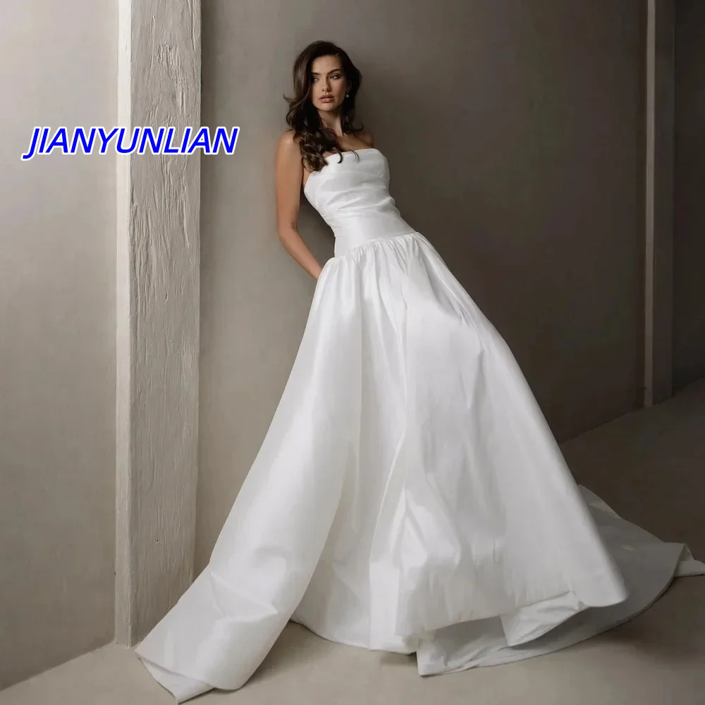 

Modern Strapless A-Line Satin Wedding Dresses Women Pleat Backless Sleeveless Busttons Train Vestidos De Novia Customized