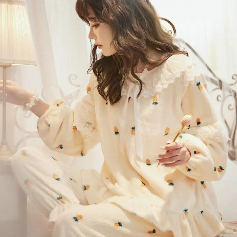 

Women's Cute Lace Pajamas Homewear Thickened Sleepcoat Girl's New Loungewear Sleepcoat Flannel Printing Sweet Suit Autumn Winter
