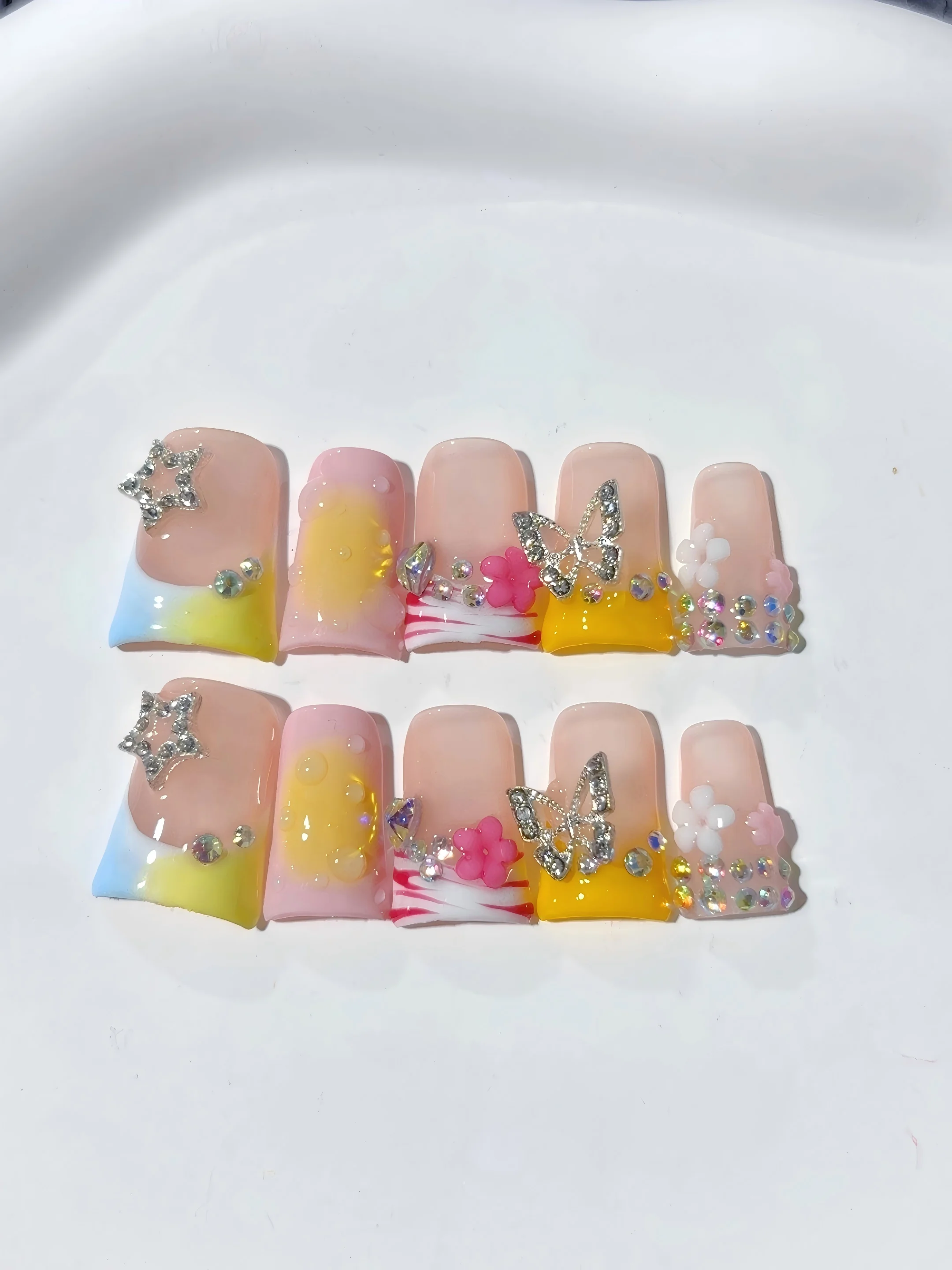 

French Multi-Color Butterfly Flower Nail Art Fashion Manicure (L261)