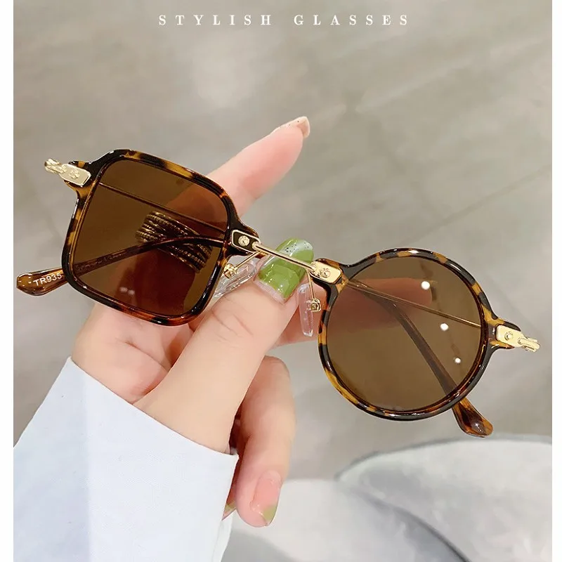 2025 New Square Sunglasses Women Men Brand Designer Metal Frame Punk Eyewear Round Sun Glasses Retro Shades Oculos De Sol UV400